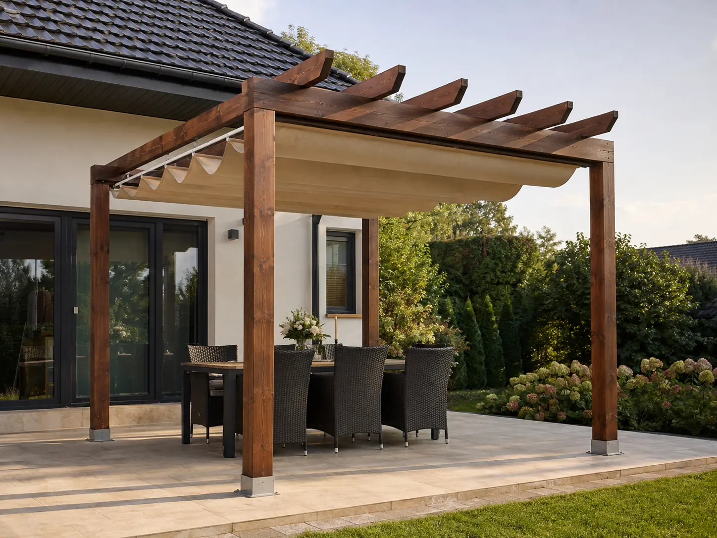 Pergola drewniana M — płótno, 300 × 400 × 240 cm, dach: płótno rozsuwane